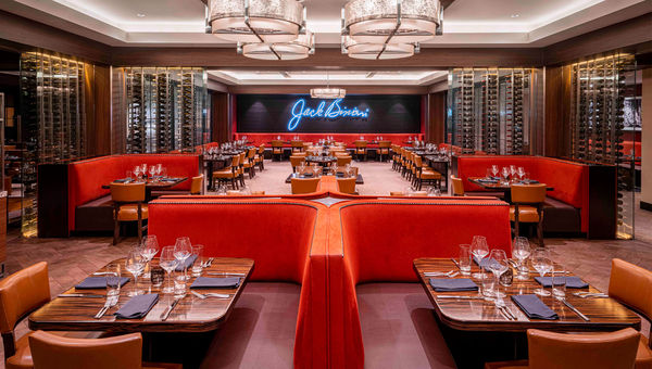 Jack Binion’s Steak at Horseshoe Las Vegas has a traditional steakhouse cuisine.