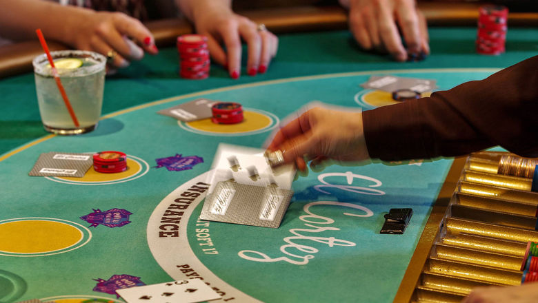 Tipping at gaming tables is a matter of personal choice, even in a city with a long tradition of gratuities.